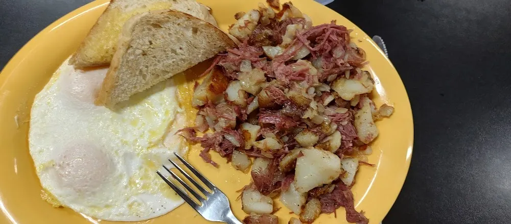 Corned Beef Hash Eggs and Toast